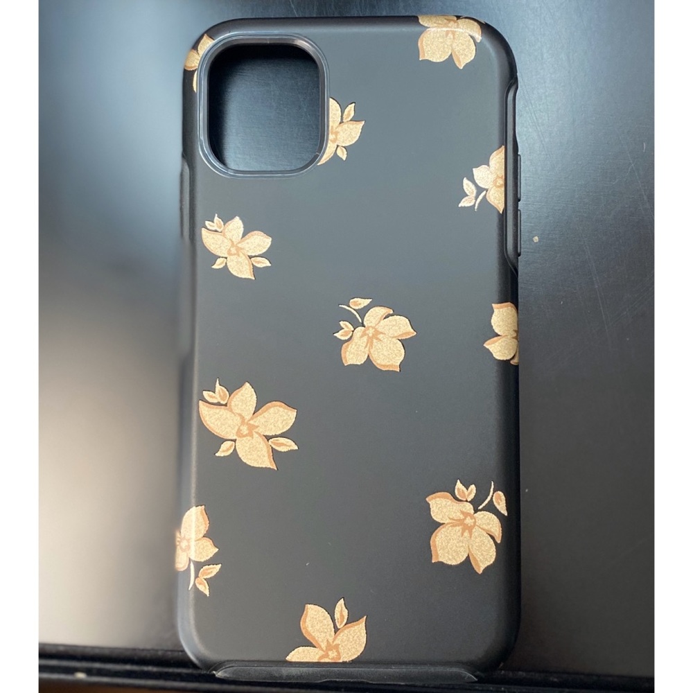 Floral Otterbox for iPhone 11
